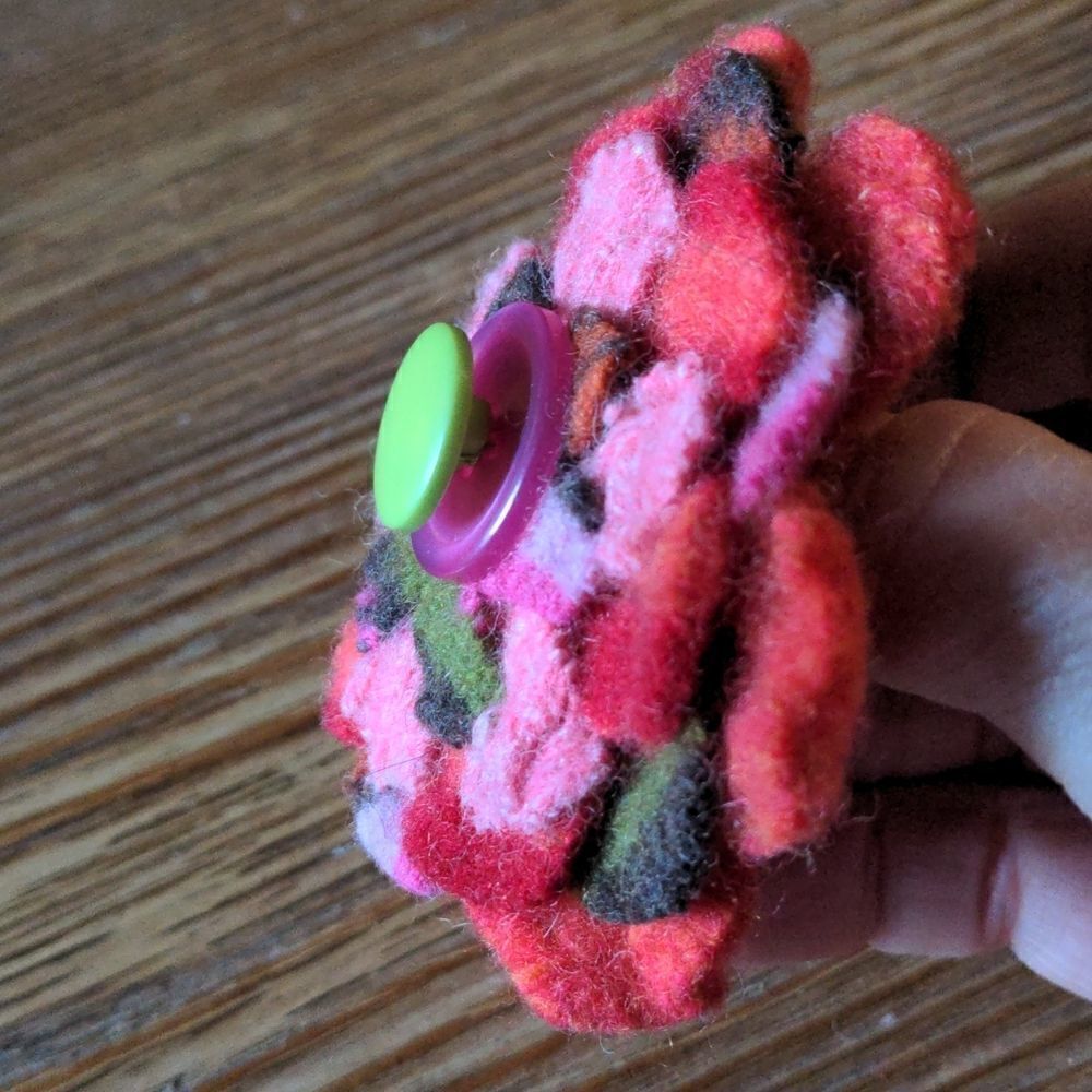 ⭐3 for $20⭐ Upcycled Felted Wool Flower Pin - Picture 6 of 6